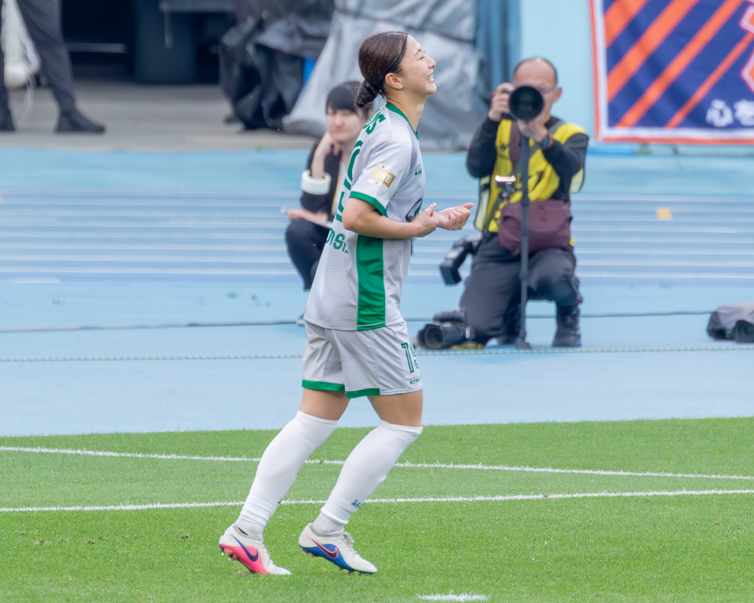 塩越 柚歩の試合写真5