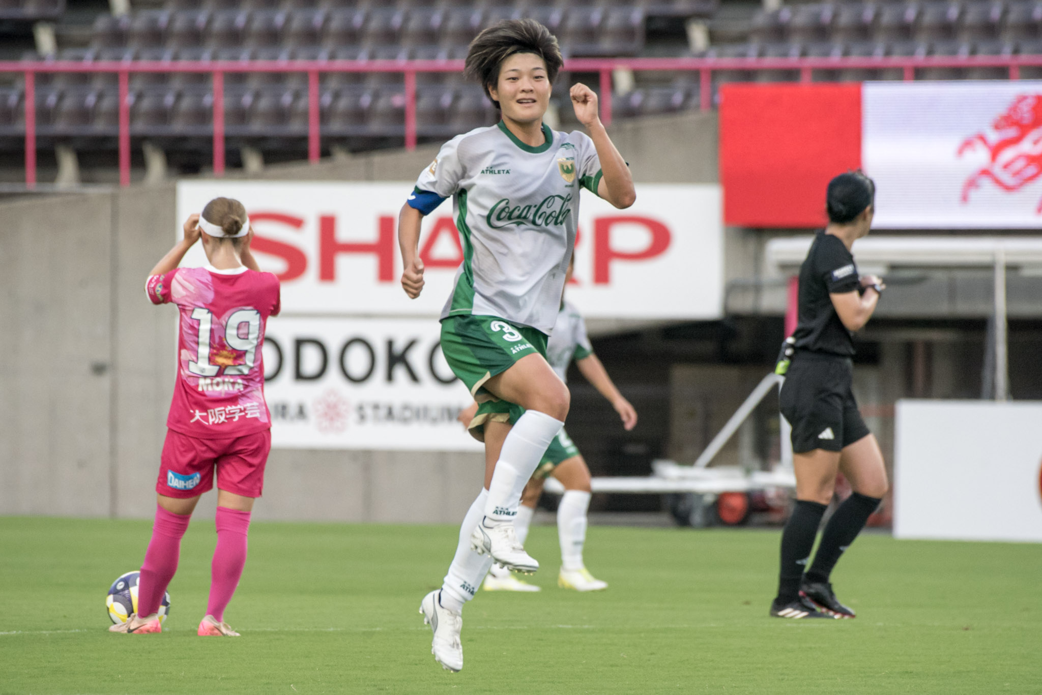 村松智子